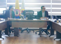 El ministro de Educación, Alejandro Gaviria en encuentro con el Vicecontralor, Carlos Mario Zuluaga