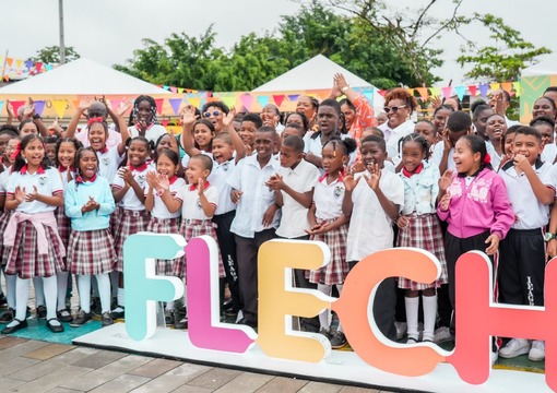 Ministra en Festival FLECHO