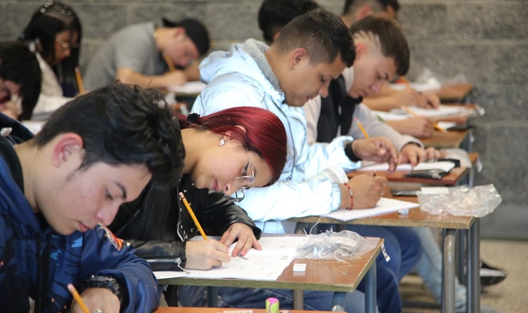 Icfes citó a 122 mil personas para presentar las primeras pruebas Saber 11 de este año Icfes citó a 122 mil personas para presentar las primeras pruebas Saber 11 de este año