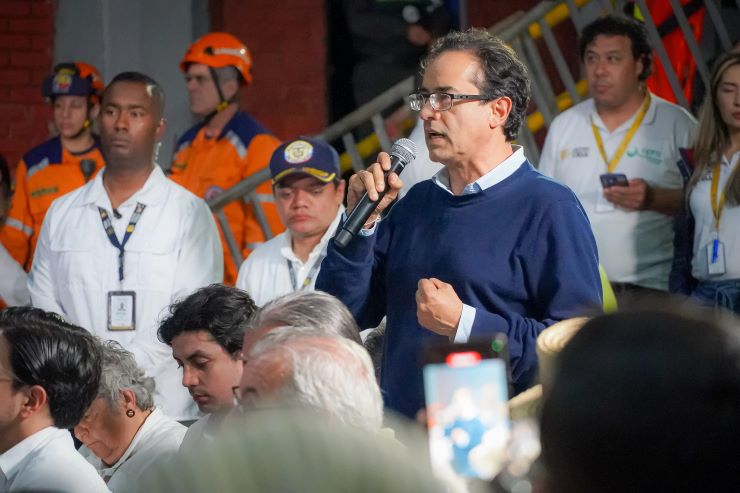 Viceministro de Preescolar Básica y Media Óscar Sánchez Viceministro de Preescolar Básica y Media Óscar Sánchez