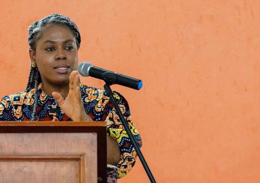 Ministra de Educación presenta balance de gestión en Bolívar