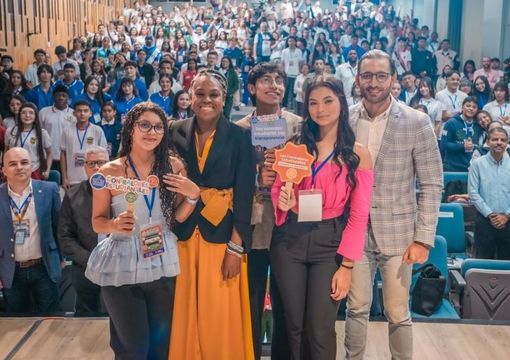 Ministra de Educación resaltó el papel de los contralores estudiantiles como líderes del control social desde las instituciones educativas del país