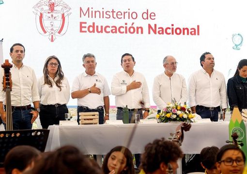 Ministerio de Educación firma memorando de entendimiento para la Estrategia “Universidad en tu Territorio” en Boyacá