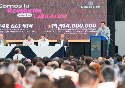 Ministro de Educación José Daniel Rojas Medellín, en su discurso, en La universidad de Caldas