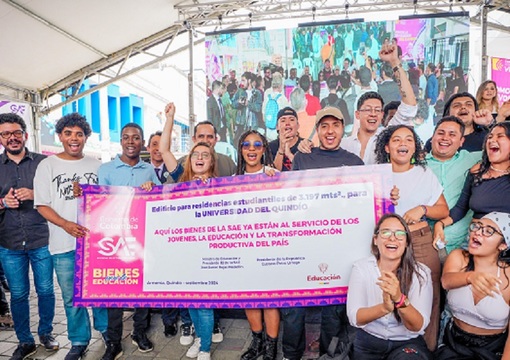 Entrega oficial del edificio Asturias, un bien incautado a estructuras mafiosas que ahora será destinado a residencias estudiantiles para la Universidad del Quindío