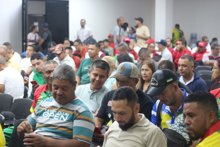 Llegada de las delegaciones