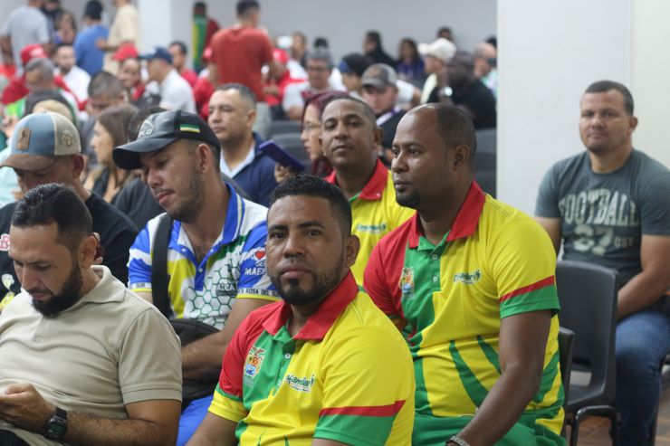 Llegada de las delegaciones