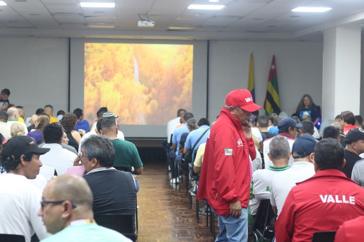 Llegada de las delegaciones