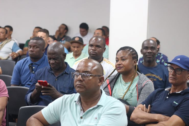 Llegada de las delegaciones