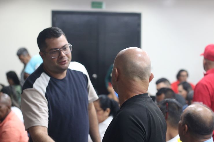 Llegada de las delegaciones