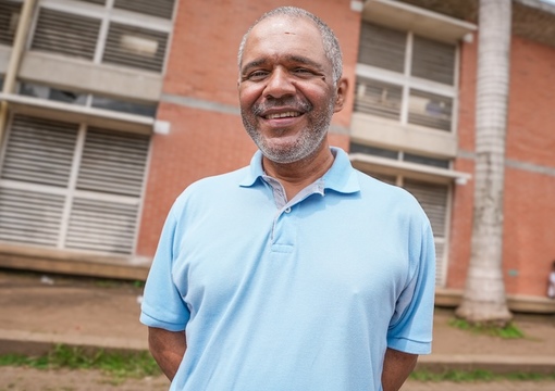 Docente de colegio publico
