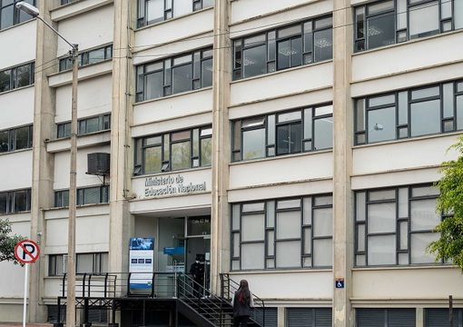 Fachada Ministerio de Educación