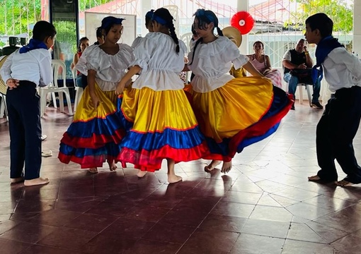 Estudiante en centro de interes de formacion integral