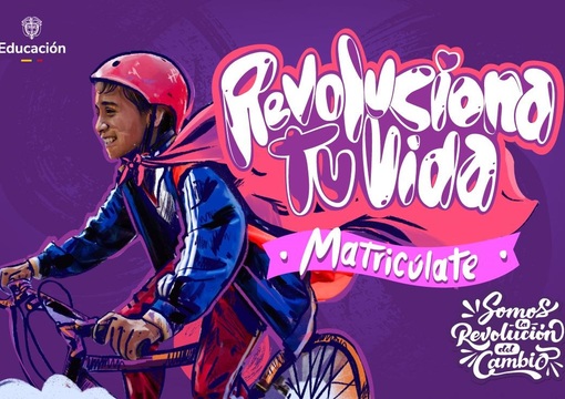 Poster campaña de matrículas 2025. Revoluciona tu vida