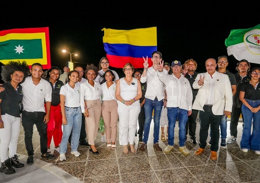 Presidente y Ministro de Educación entrega de aulas Umayor