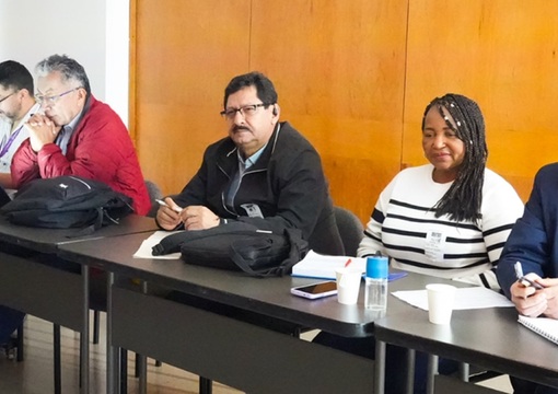 Ministerio de Educación y FECODE inician diálogos 2025 para fortalecer carrera docente en Colombia