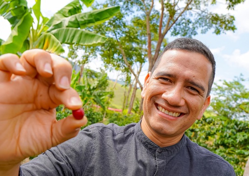 Ramón Majé, profesor colombiano entre los mejores del mundo