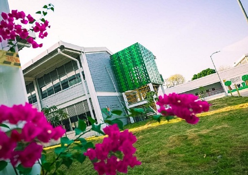 Colegio Eutimio Gutiérrez Mañón en Simití
