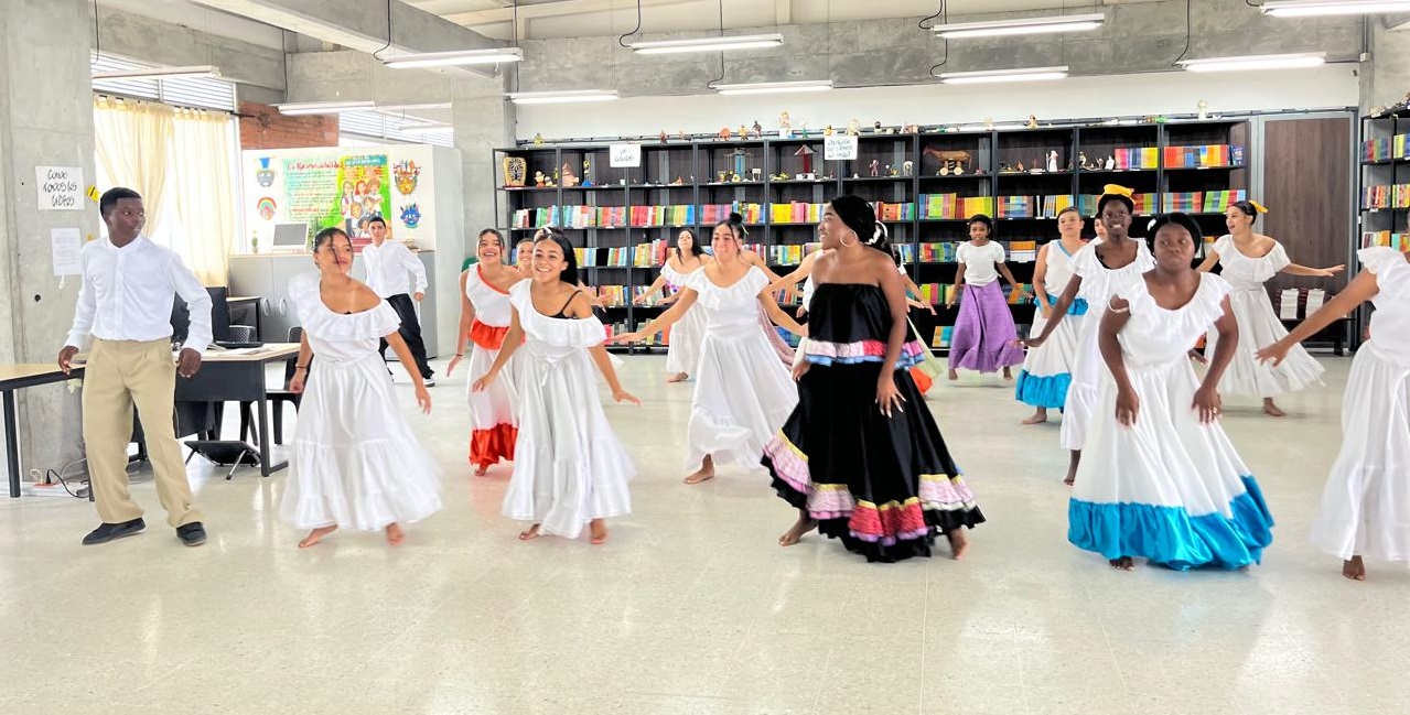 Fotos de Innovaciones en la Gestión del Riesgo Escolar en Dosquebradas - Institución Educativa Bernardo López