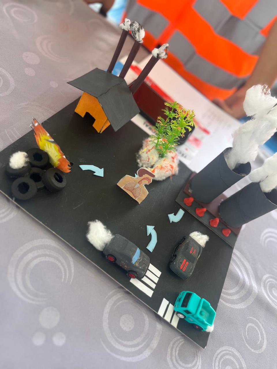 Fotos de Innovaciones en la Gestión del Riesgo Escolar en Dosquebradas - Institución Educativa Bernardo López