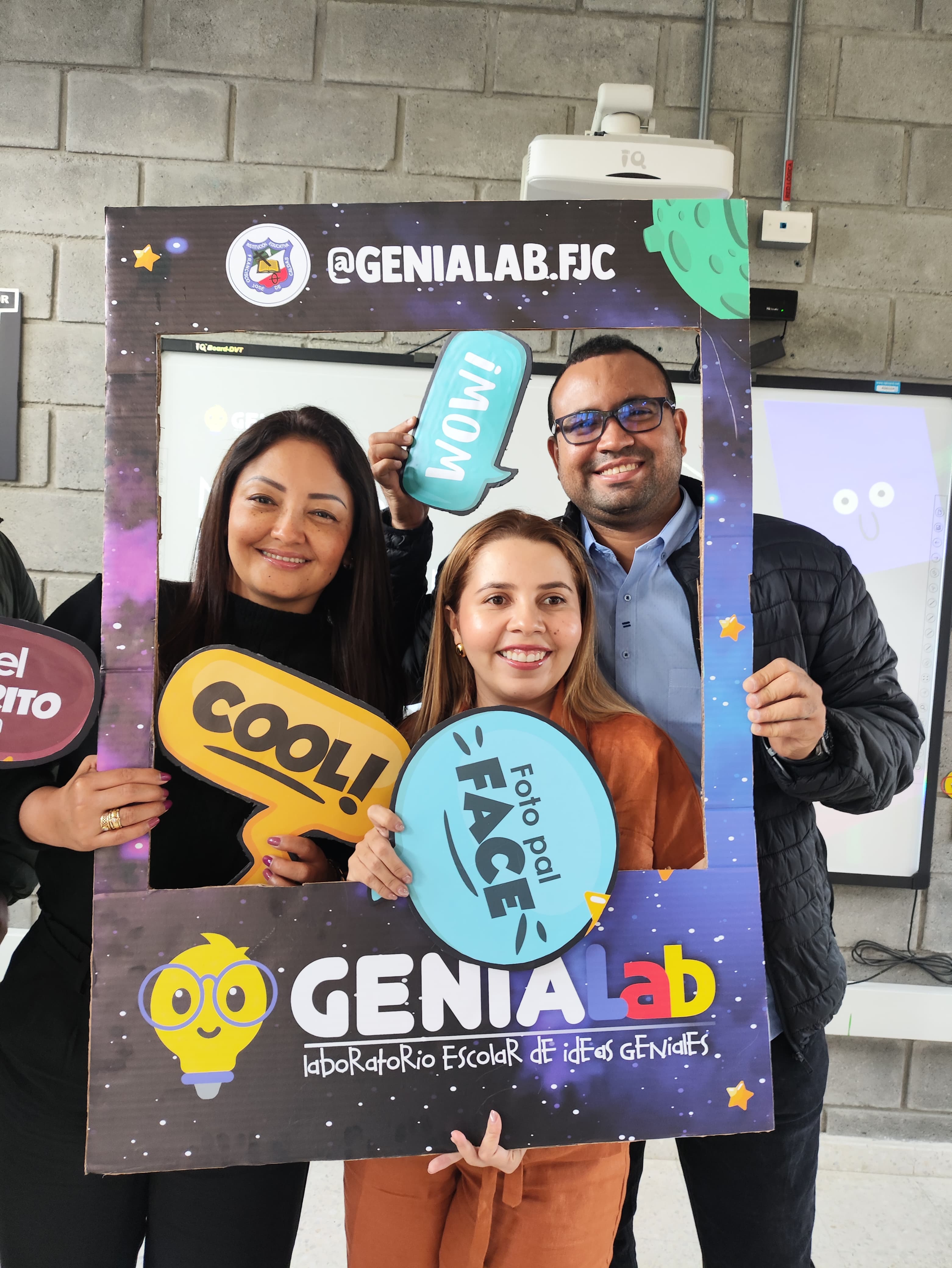 Fotos del Laboratorio de Ideas Geniales - Institución Educativa Francisco José de Caldas e Instituto tecnológico, Santa Rosa de Cabal (Risaralda)