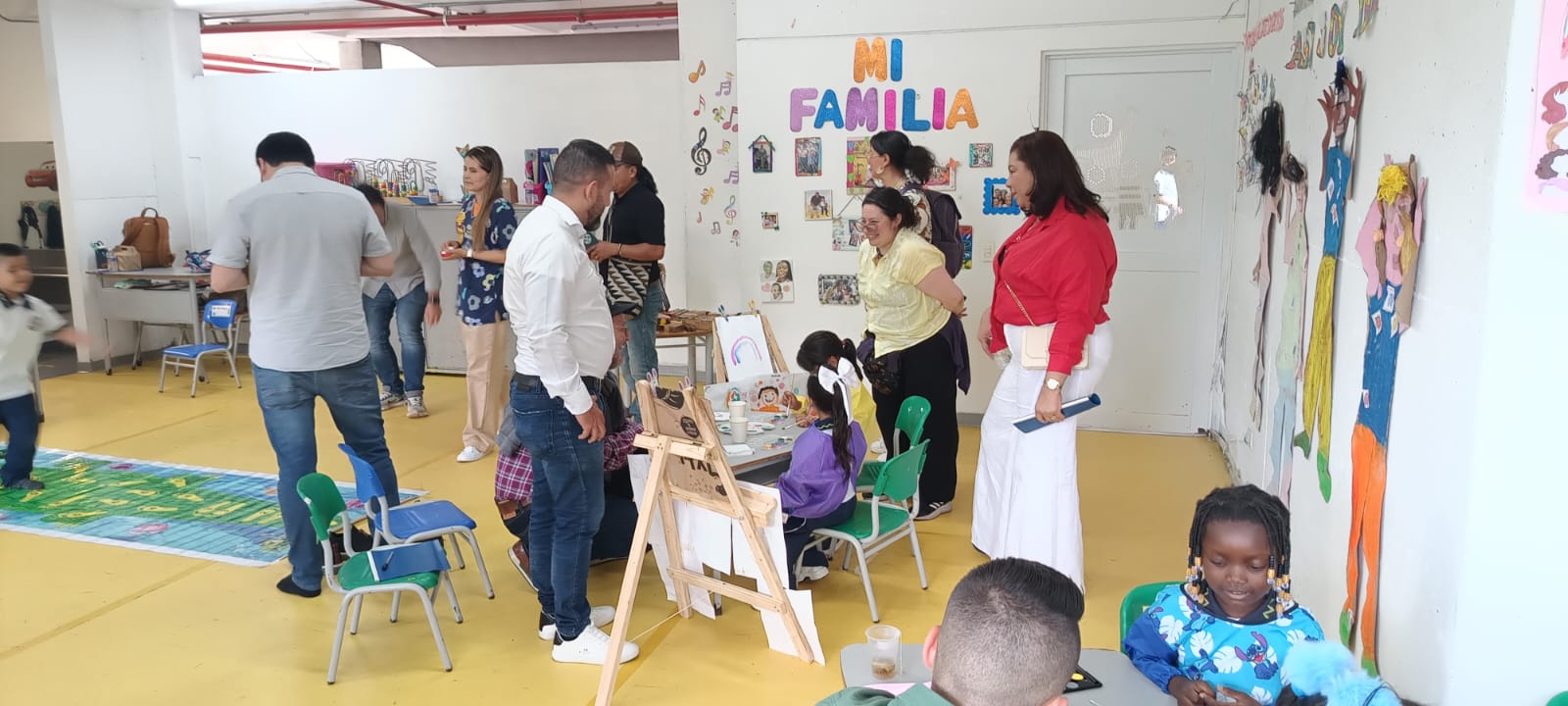 Fotos sobre la creación de un ambiente afectivo y seguro en el aula - Institución Educativa Salamanca, Pereira (Risaralda)
