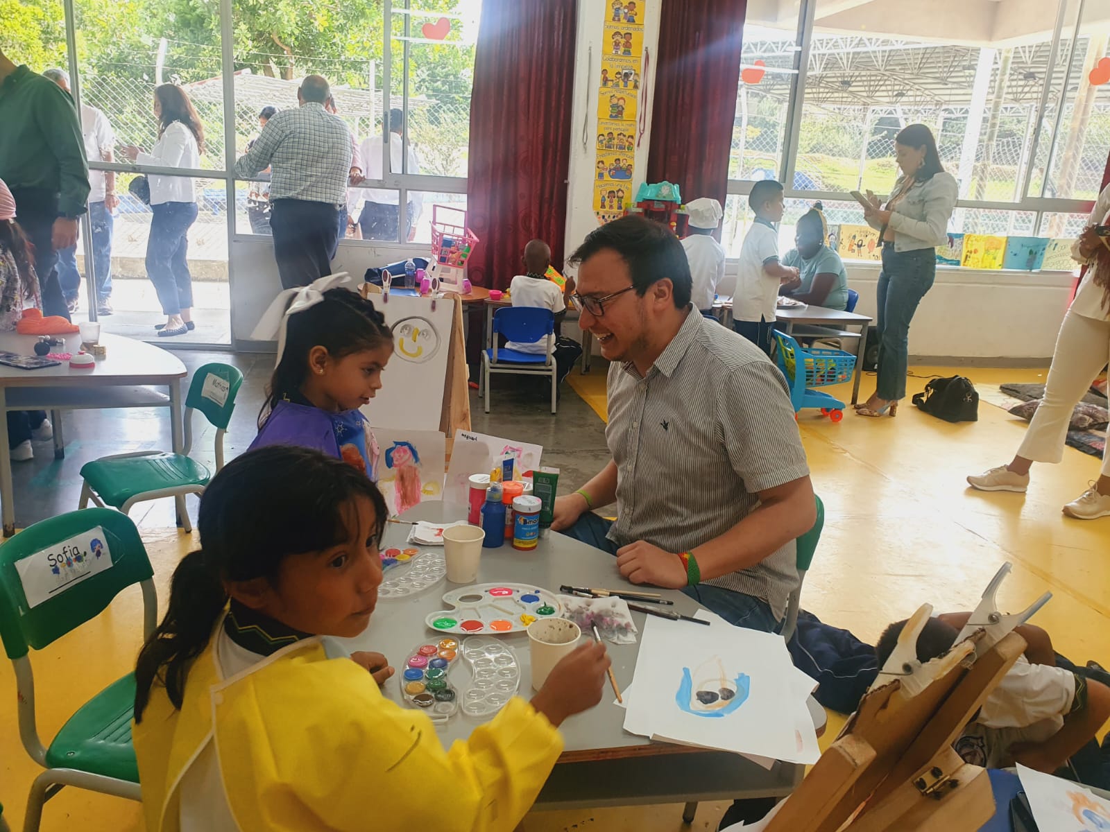 Fotos sobre la creación de un ambiente afectivo y seguro en el aula - Institución Educativa Salamanca, Pereira (Risaralda)