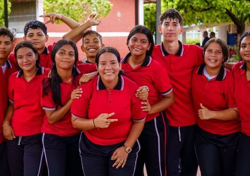 Estudiantes de Tibú reciben computadores