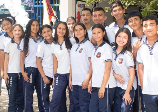 Estudiantes de Alvarado, Tolima
