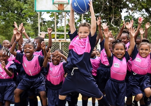 Estudiantes de Jornada Deportiva Escolar