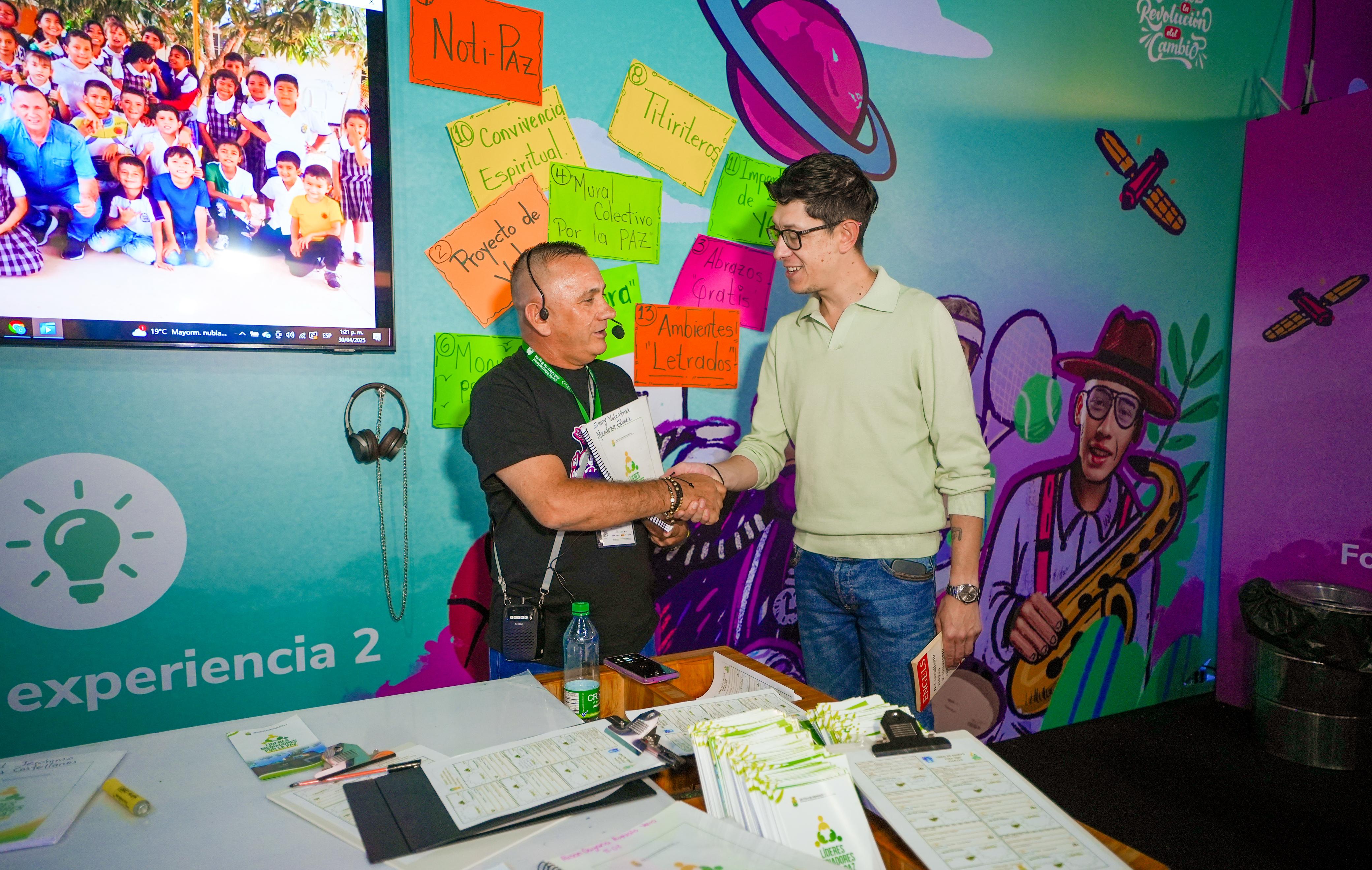 El Ministro Daniel Rojas Medellín en la FilBo2025