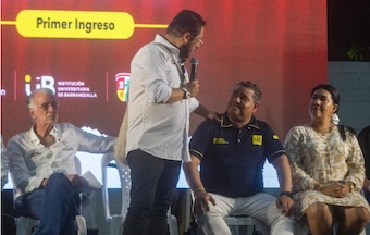 Viceministro de Educación Superior visita la IUB y anuncia inversión histórica para fortalecer infraestructura y tecnología educativa