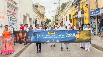 ¡Avanza la Ruta Cultural y Pedagógica de los 500 Años!: Con desfile folclórico estudiantes se sumergen en la historia de Santa Marta