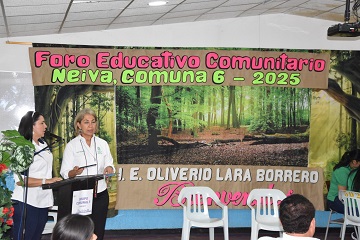Neiva reflexiona sobre la educación en Foros Educativos Comunales