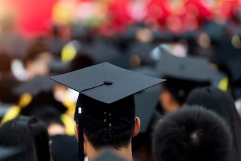 Títulos honoris causa: ¿sirven para ejercer en Colombia?