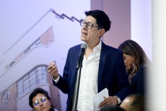 Gobierno radica ley para regular inteligencia artificial