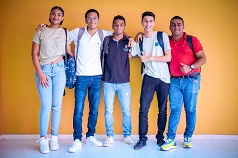 Presidente Gustavo Petro destaca récord histórico de matrícula universitaria en Colombia con más de 2,5 millones de estudiantes