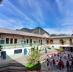 ¡Riosucio estrena escuela modelo! Nueva sede impulsa la educación bilingüe y tecnología en Caldas
