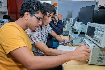 Gobierno del Cambio impulsa una transformación educativa: crece la oferta académica en Inteligencia Artificial