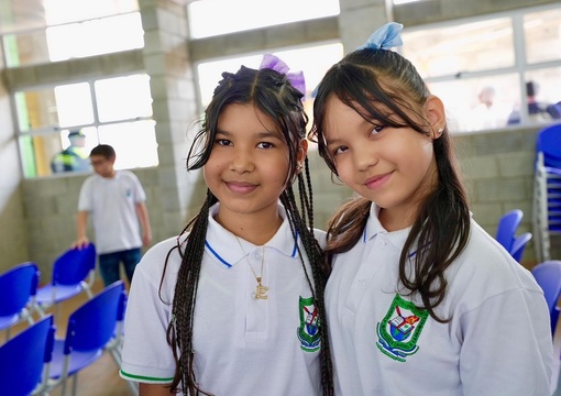 Estudiantes niñas de Cali