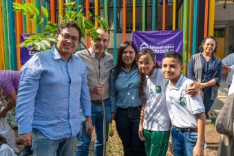 “Lo logramos; el sueño se les hizo realidad a los 253 estudiantes de Cali con la entrega de la nueva sede Fernando de Aragón de la IE Evaristo García,” Sebastián Caballero Gerente del FFIE.