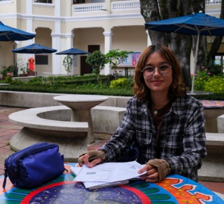 En dos años, más de 74 mil jóvenes comenzaron su camino en la educación superior oficial