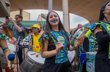 La ministra de las Culturas explica la ley Artes al Aula