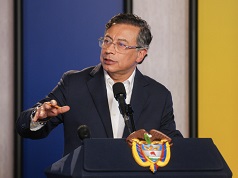 Presidente Petro destaca creación de 300 mil nuevos cupos en la universidad pública