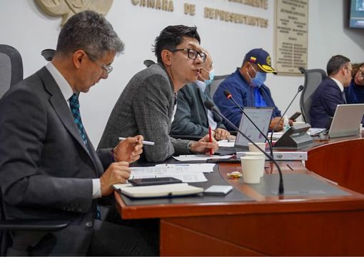 Ministro Daniel Rojas Medellín, en la Comisión Sexta de la Cámara de Representantes