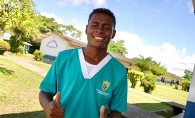 Con más estudiantes en la educación superior, el Pacífico avanza con dignidad hacia un futuro mejor