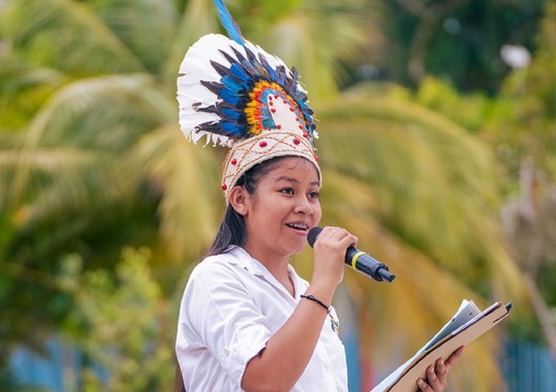 Estudiante de la Amazonía