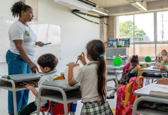 Concurso Ascenso Docente 2025: MinEducación publicó cronograma oficial; hay 40 mil cupos