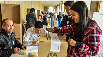 Las instituciones educativas no solo pueden sino que deben abrir sus puertas a la democracia juvenil