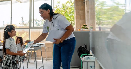 Mineducación expide resolución de traslados docentes